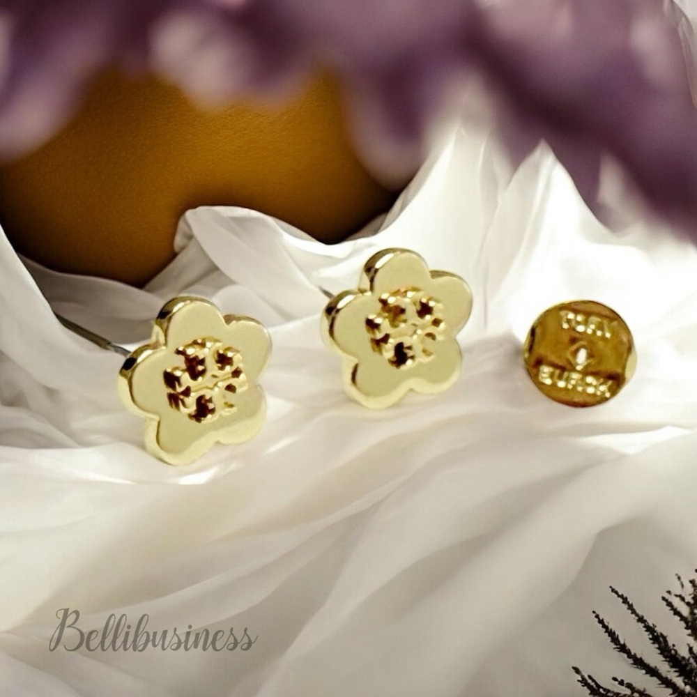 Tory Burch KIRA FLOWER STUD EARRING IN GOLD. - Picture 2 of 4
